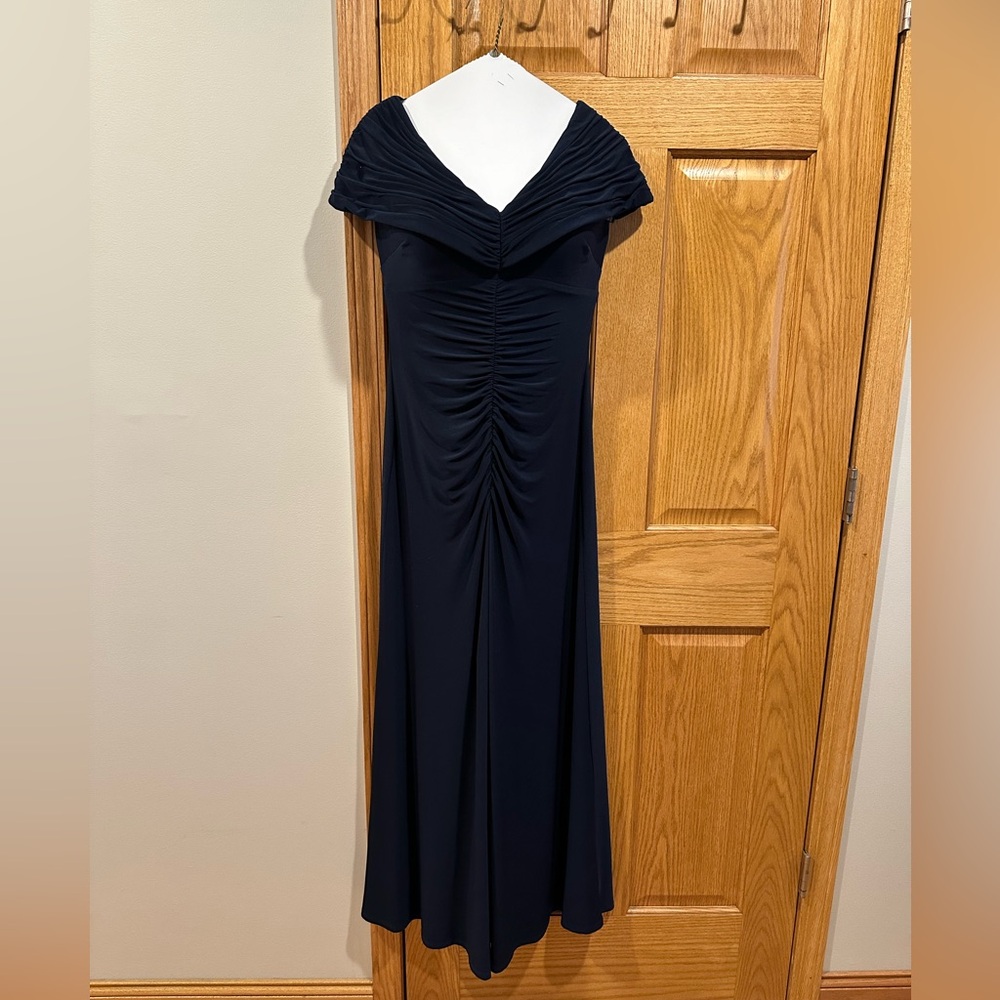 Vince Camuto formal dress